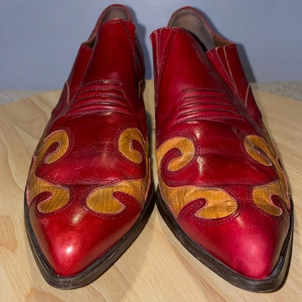 Vintage Nine West Western Leather Pull On Ankle Booties Kitten Heel Classic Boot